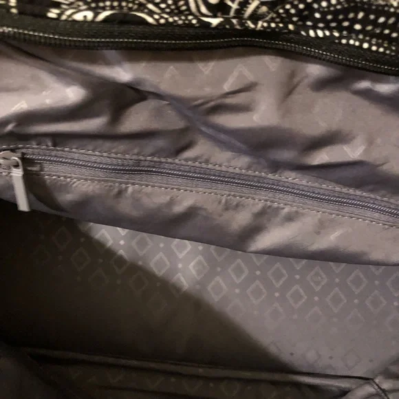 Vera Bradley, Stellar paisley wallet and bag! NWOT - Picture 4 of 10